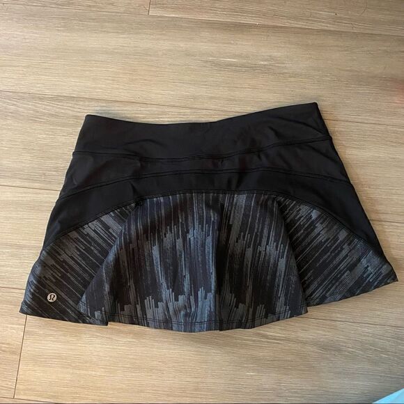 Lululemon Ace Skirt
Black / Scratch Match Black Multi 8 - Picture 9 of 9